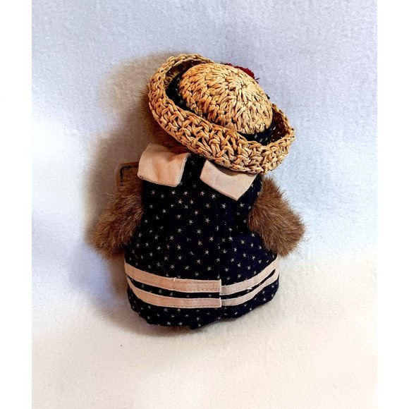 Boyds Bears Caroline Mayflower Investment Collectibles plush w/ tags 6.5" - Picture 2 of 4